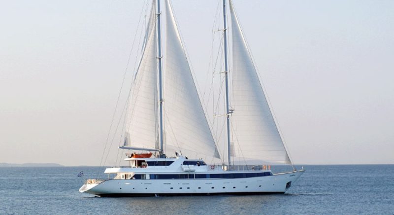 Panorama II (formerly Pantheon) is calling on ports in Cuba for Lindblad Expeditions.