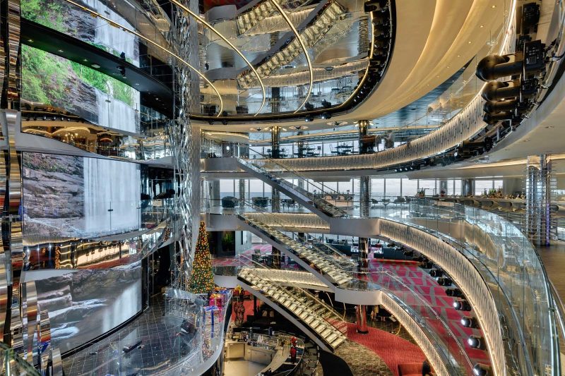 Atrium & Champagne Bar