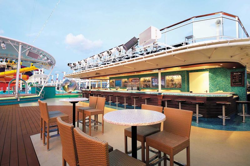 Relax on one of the Waves Pool Bar lounge chairs while sipping a cool drink. You're going to love life at sea.