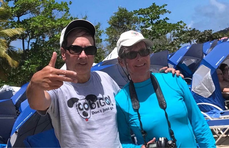 That's me (in my oobigo T-shirt) and Cruiseable's Janet Fullwood on the beach at Pigeon Island. And, um, I'm not gesturing "cut," I'm telling the photog that she could move closer.