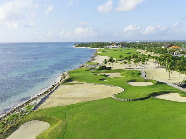 Located directly on the Caribbean, the 27-hole course features 14 holes with ocean views.