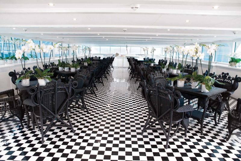 Dine with your loved one or with new friends in the S.S. Antoinette L'Orangerie Lounge during your Rhine River cruise.