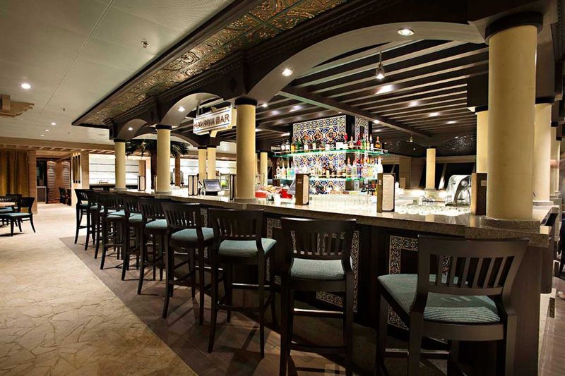 Head to the Havana Bar aboard Carnival Sunshine for an atmosphere reminiscent of the Cuba of yesteryear.