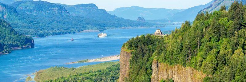 Explore the Columbia and Snake rivers in the Pacific Northwest on an American Cruise Lines sailing.
