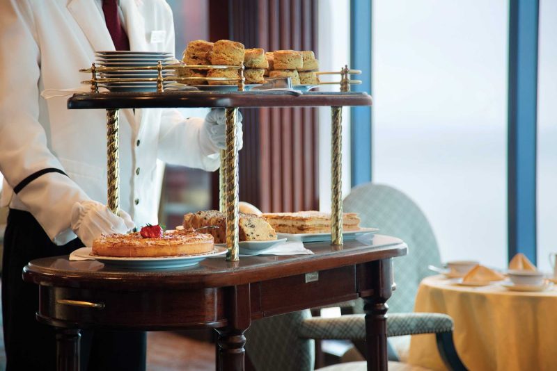 Missed lunch? Don't worry, Oceania Cruises offers a relaxing high tea each afternoon in Horizons. 