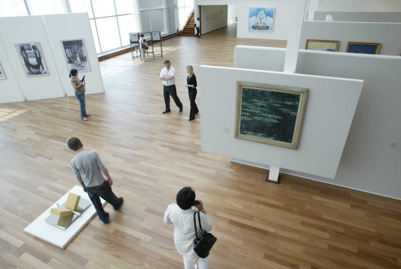 The Museum of Modern Art in Le Havre houses impressionist and post-impressionist artwork.