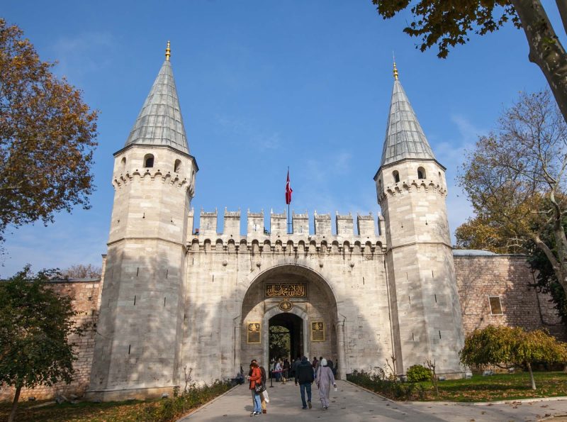 The Gate of Salutation at the entrance to Topkapı Palace, or the Seraglio, which dates from the 1460s.