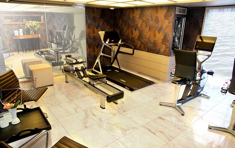 Keep in shape at the fitness center on AmaKristina.