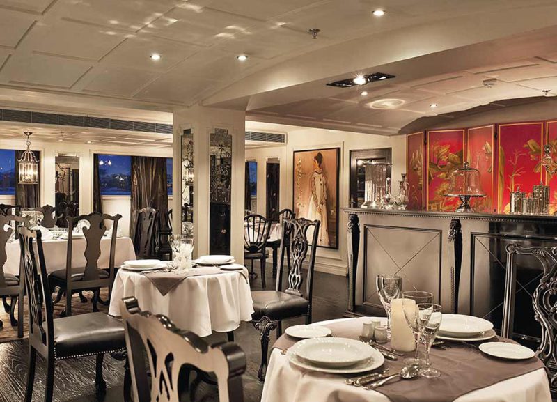 Dine on international cuisine and local delicacies during your vacation down the Nile on ms Mayfair.