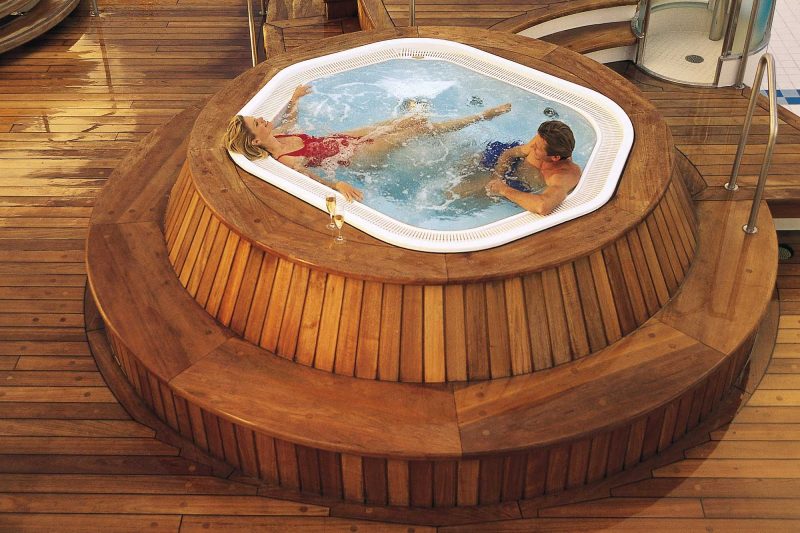 Heated whirlpools