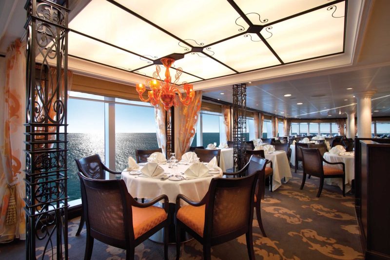 Terrace Cafe on Oceania Cruises offers casual dining options for breakfast, lunch and dinner.