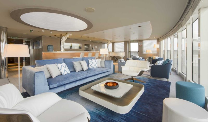 Observation lounge