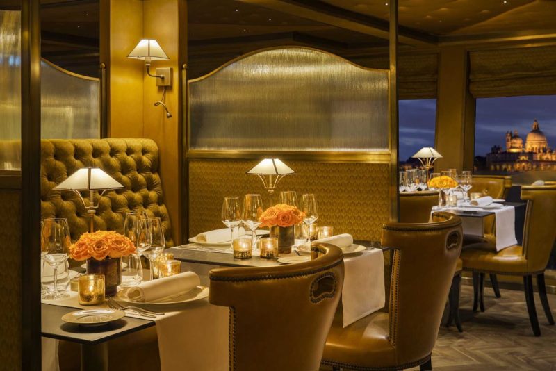 Rialto’s offers classic Venetian fare in a friendly, cozy setting on S.S. La Venezia.