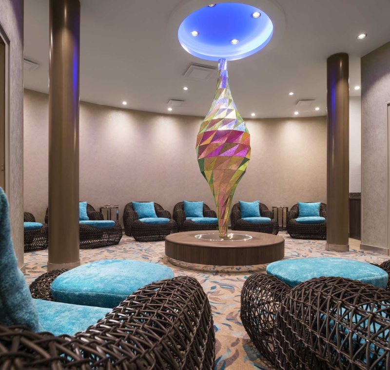 Unwind and let the stress melt away in the Relaxation Room aboard Harmony of the Seas.