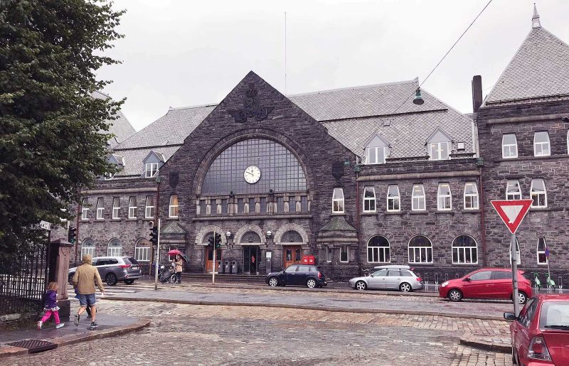Bergen Station is the main railway station in the city of Bergen, Norway.  