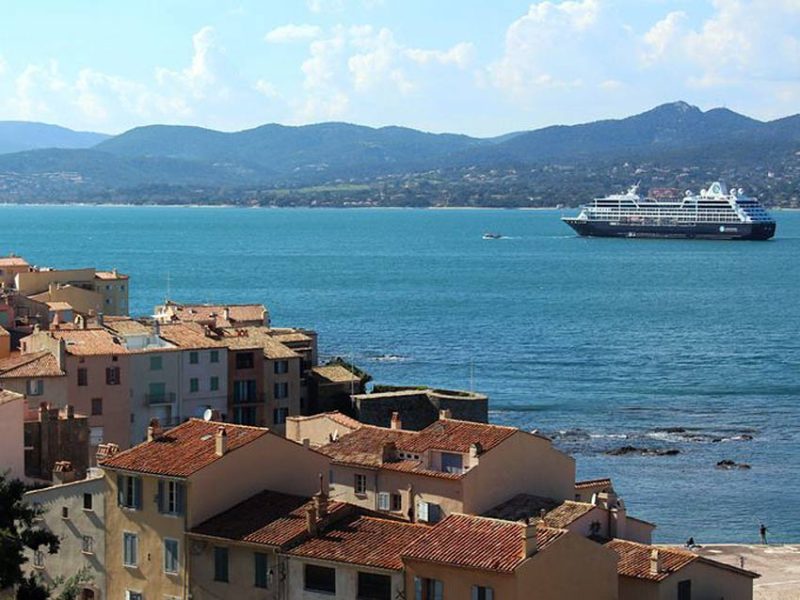 Enjoy an intimate atmosphere on your Azamara sailing when you visit cruise ports that larger cruise ships can’t access, such as the luxurious island of St. Tropez in France.