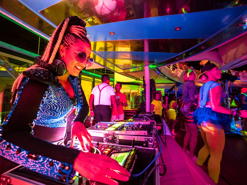 At night, the action keeps going with an all-star lineup of international DJs.