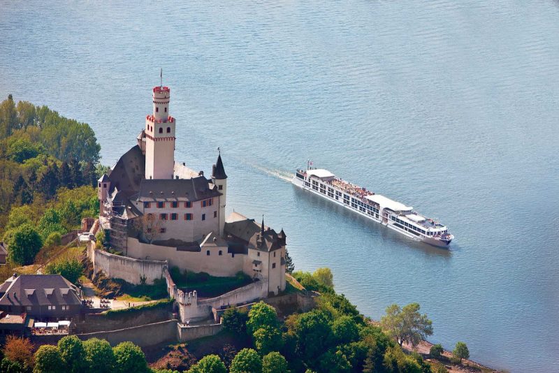 See fairytale towns, castles and vineyards along the Rhine River, including this area, a UNESCO World Heritage site, during your sailing on S.S. Antoinette.