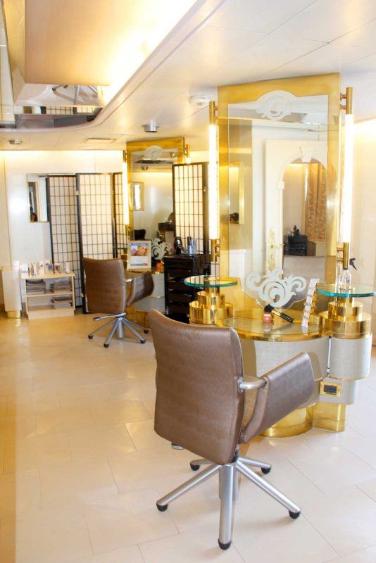 The Prinsendam's Salon features a wide assortment of services to make you feel your best.