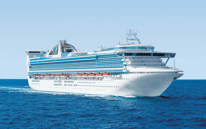 Golden Princess offers a rejuvenating retreat at sea with itineraries along the Paciifc coast, Australia and New Zealand.
