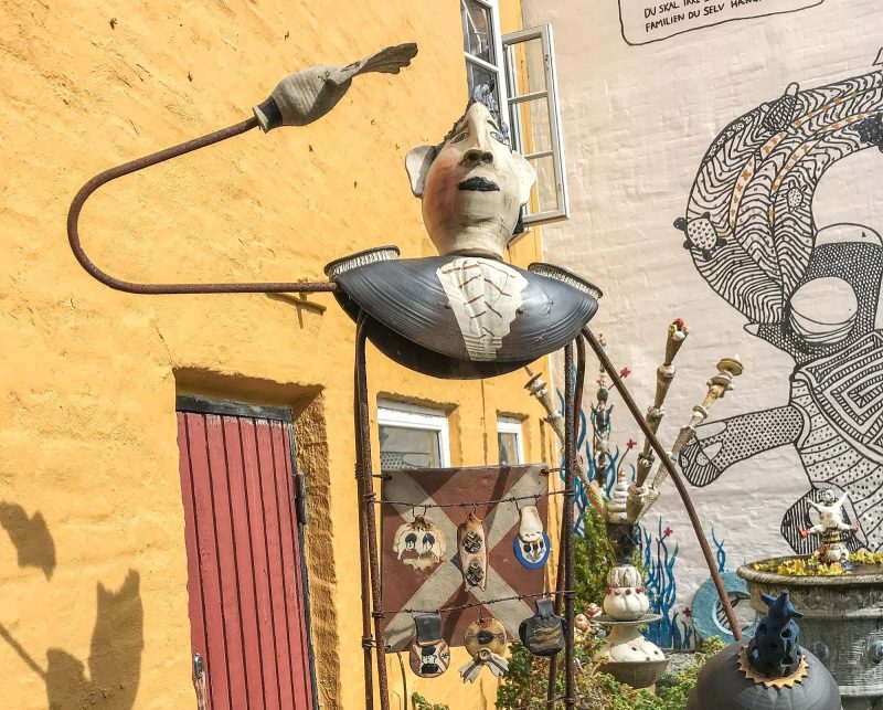 Whimsical ceramics artwork in the sculpture garden at Lange Kunsthåndværk in Aalborg, Denmark.