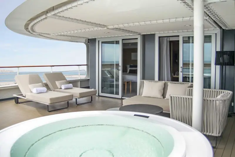 Private Jacuzzi