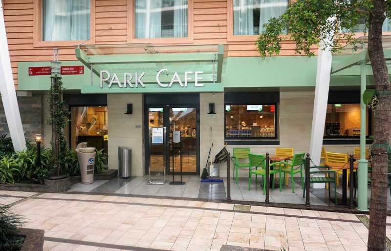 Head to the Park Café on Harmony of the Seas for a quick, casual bite to eat.