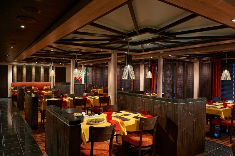 Head to JiJi Asian Kitchen for fragrant and flavorful dishes on your Carnival sailing.