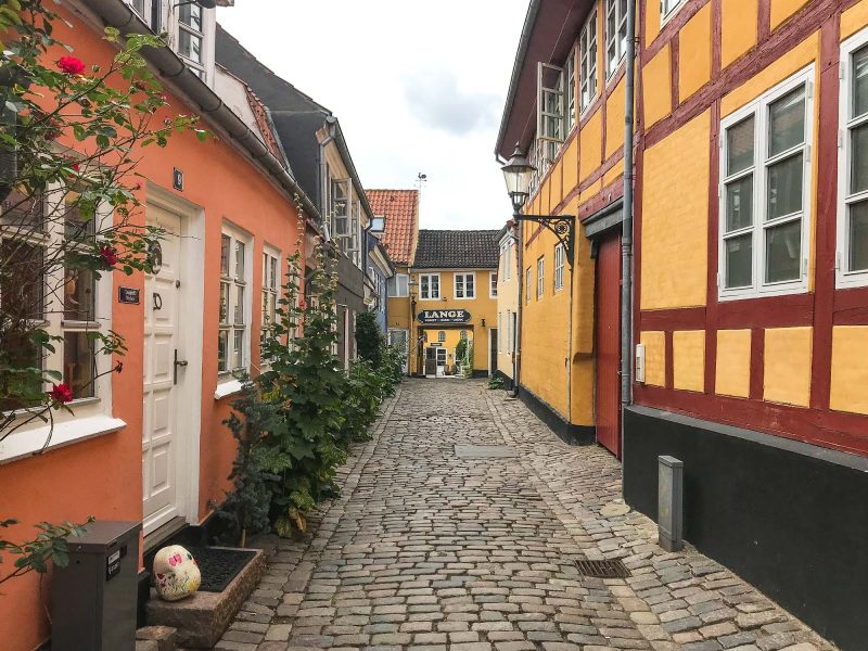 The Lange Kunsthåndværk ceramics shop is located at the end of the cobblestone street of Hjelmerstald in Aalborg, Denmark.