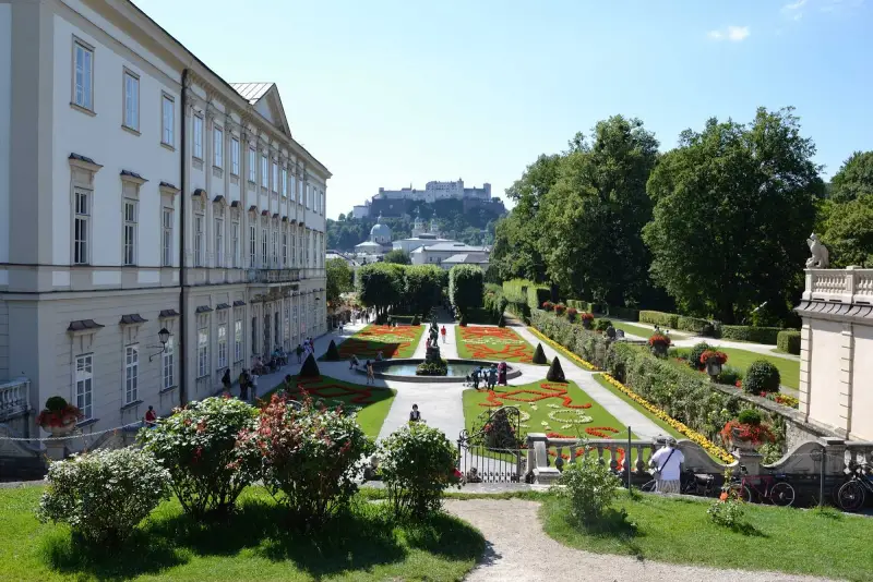 7 Night Vienna and the Danube aboard AmaReina