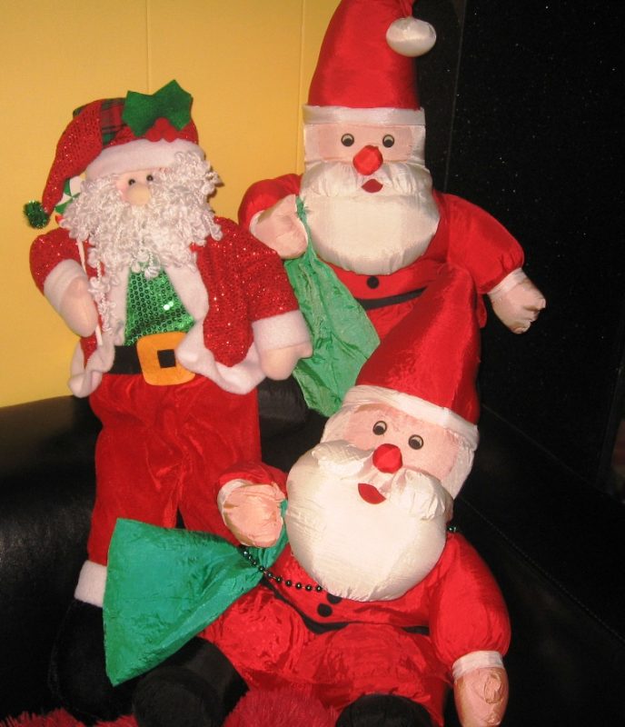 These magical, little Santas are wishing everyone the merriest of seasons and happiest of new years.