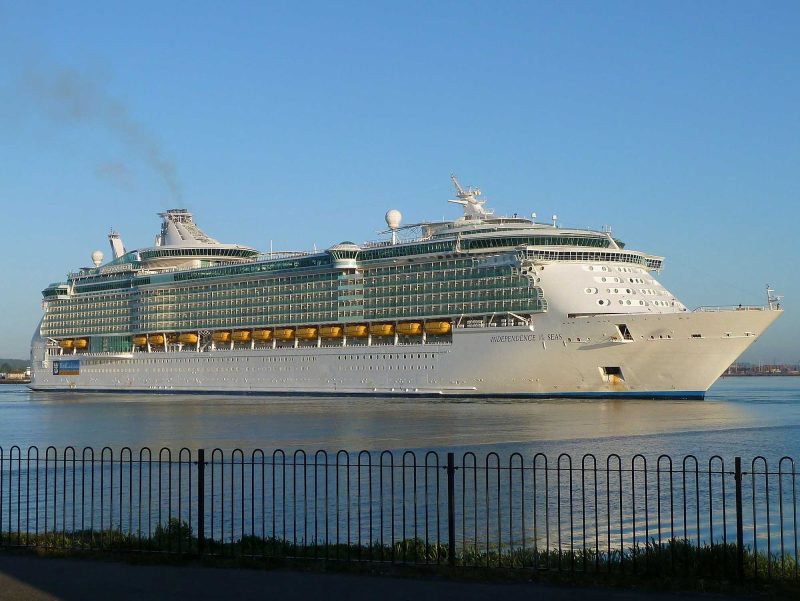 Independence of the Seas' highlights include the FlowRider surf simulator, a rock-climbing wall, ice-skating rink, cantilevered whirlpool and mini golf course.
