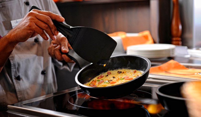 Avalon Affinity's full buffet breakfast features sparkling wine and a made-to-order egg station.