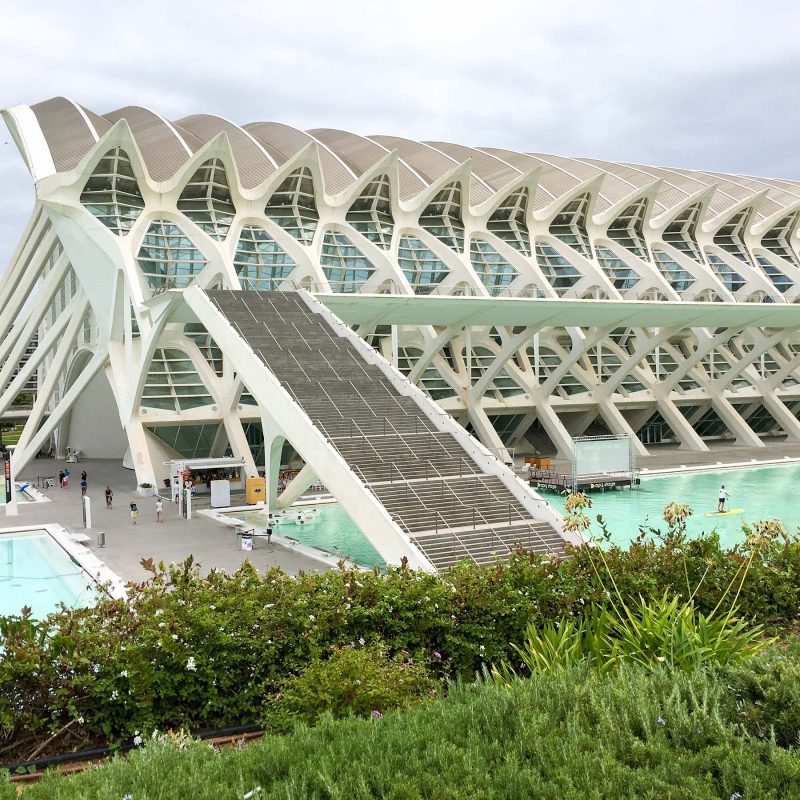 The Museum of Natural History and Arts features architecture that resembles dinosaur bones.