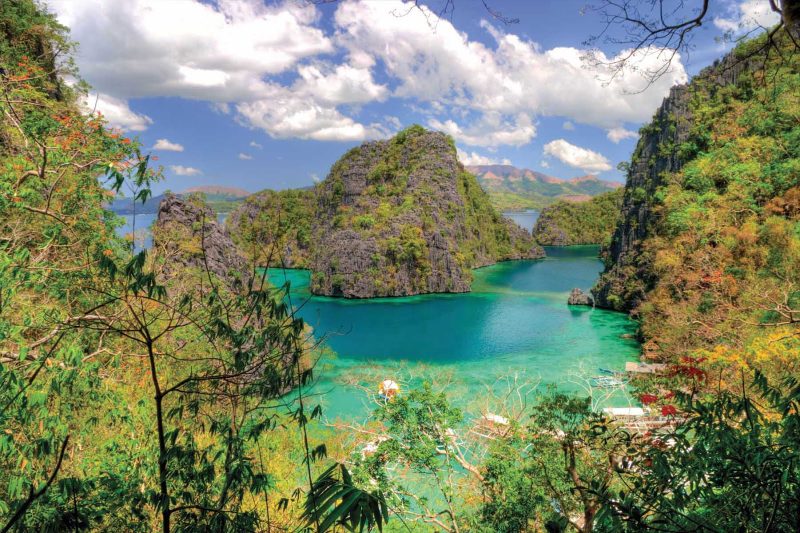 Sail to the enchanting Island of Coron, Palawan, when you visit the Philippines with Silver Discoverer.
