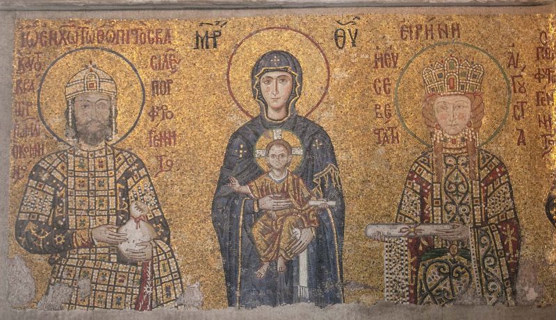 The Comnenus mosaic in Hagia Sophia dates from 1122. The Virgin Mary holds the Christ child on her lap. To the left is emperor John II Comnenus, to the right is empress Irene.
